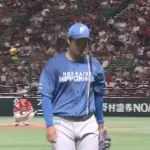 【悲報】新庄ビッグボス、この大事な一戦の重要な8回によく分からんリリーフを登板させて負けてしまう