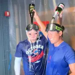 カブス、5年ぶりのポストシーズン進出決定！今永「シャンパンというものは口から飲むよりも、肌から吸収した方が美味しい」