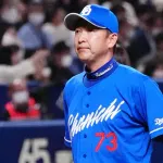 【悲報】立浪監督3年通算勝率.440→井上監督勝率.439