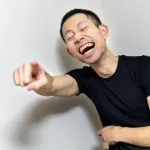 【朗報】最も効果的に心身ダメージを与える方法、『相手の親を罵る』に決まる