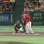 【巨人対広島24回戦】広島・中村奨成、巨人・横川から第８号同点ソロホームラン！！！！！！！！！！！