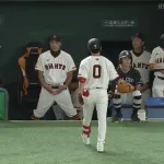 巨人ファン、増田大輝と阿部監督に大ブーイング…　石塚の東京ドームデビューをキャンセルしてスリーバント失敗