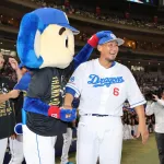 中田翔「翔平から引退式にメッセージないやんけ！」ダルからはビデオメッセージ