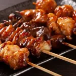 焼き鳥を「タレ」でいくやつwww