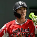 M7のソフトバンク、周東佑京にアクシデントか　試合前の打撃練習を取りやめ、ベンチ裏に下がる