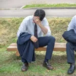 【悲報】日本「仕事は大変できついぞ！人生は地獄だぞ社会は甘くないぞ！さ、ニートは働け」←これ悪手よな・・・・