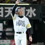 SB小久保裕紀監督、モイネロに反抗される