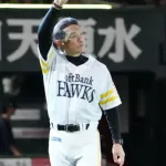 SB小久保裕紀監督、モイネロに反抗される