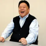 伊集院光「貼り紙や注意書きなどでがんじがらめなルールが多すぎる店は食べずに退店する」