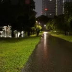 ワイ、深夜に10km走って帰宅