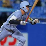 阪神・小幡、25歳バースデー右前打　バースデーソングに「やりづらかったですけど（笑）。すごくありがたい」