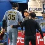 阪神が３連敗　才木浩人がアクシデント降板＆森下翔太も途中交代　初対戦の青柳に粘られ、ドリスが決勝ソロを被弾