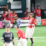 ソフトバンクがまさかの本拠地４連敗　２戦連続完封負けの悪夢　序盤から拙攻地獄に本拠地タメ息