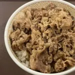 「吉野家」「松屋」「すき家」が並んでててすき家に入る人いない説