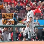 巨人・阿部監督が何度も「心配」　不調の先発・戸郷に「メンタルの部分なのかな」　二回までに４失点し「どっか悪いのかな」とも