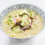 長崎人「ちゃんぽん！」←いやタンメンじゃん　長「皿うどん」←いやかた焼きそばじゃん