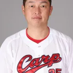 広島・新井監督、来季も指揮　松田オーナー「辛いかもしれんが頑張ってほしい」