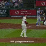 大谷翔平に援護点！ドジャースが７回表にロートベットの今季第１号ソロホームランでリードを４点に広げる！！！！！！！！！！！！！