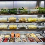 【画像】若い女に大流行してるこういうラーメン屋