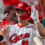 カープ中村奨成、巨人から6発目！10桁ホームラン王手「何とかあと1本打たしてください」