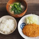 ご飯にあわないおかずベストスリー 1位コロッケ 2位刺身 3位