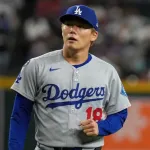 山本由伸　9月成績　5先発　防0.79　whip0.65　被打率.097　34回　奪三振44　被安打11　与四球11