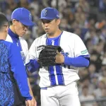 【DeNA】エースと４番が不在に…東克樹とオースティンが同時抹消　前日の試合中に状態不良