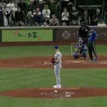 ドジャースがＶ翌日も快勝で３連勝　佐々木朗希、ローリー斬りで１回無失点救援…大谷翔平５５号は出ず残り２試合