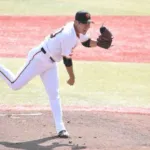 藤大亮が現役最終登板で有終の美　１４０キロ直球で元同僚の大下から空振り三振