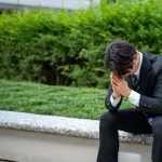 スカッとする話「不倫した夫が会社にバレてクビになりました」←これ可能なん