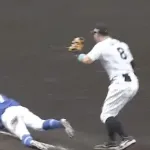 石井大智、世界記録更新！！！1死1,3塁のピンチも相手のミスに助けられる
