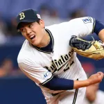 オリックスバファローズ九里亜蓮　25試合11勝８敗 防御率 2.42 投球回数 164