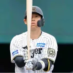 阪神・原口が引退　度重なるけが、大腸がんから復活の不屈の男が１６年間の現役生活に終止符　多くの虎党に感動を与えた