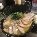 【画像】このラーメンライスに880円出せますか？