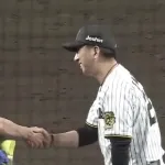 阪神６ー２ヤクルトで全日程が終了！阪神85勝目！村上投手3冠！テル40号！森下中野全試合出場！大山最高出塁！そして原口文仁お疲れ様！！！