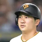 巨人泉口(ショート)573打席 打率.301 6本 出塁率.362 OPS.755 wRC+127 UZR+11.8 WAR+6.1