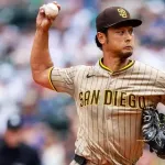 【MLB】ダルビッシュ有、WCS3戦目に先発も1回0/3、わずか21球で無念の降板　メジャー自己最短KO…　鈴木誠也に痛烈二塁打