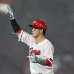 小園海斗、逆転で最高出塁率奪取！