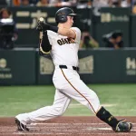 巨人泉口(SS)打率.301 6本 出塁率.362 OPS.755 wRC+127 UZR+11.8 WAR+6.1(NPB3位)