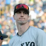 巨人・グリフィン、右膝痛の治療で帰国　ポストシーズン登板は絶望的に