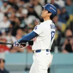 親友「最近どうしてるん？」僕「(来た…！)」「大谷を見てる」親友「仕事は何してるん」