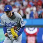 ドジャース・ロバーツ監督「9回は『佐々木朗希かトライネンか』の２択で私は佐々木を選んだ」