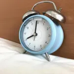 【悲報】社会人て朝8時に起きるのキツくね？ｗｗｗｗｗｗｗｗｗｗｗｗｗｗｗｗ