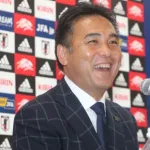 【悲報】JFAのお偉いさん、フランスへの機内で卑猥な画像を見ていて逮捕ｗｗｗｗｗｗｗ