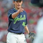 ヤクルト高梨(34)、FAせず複数年契約で残留「他球団の評価も聞いてみたかったが必要とされてると感じた