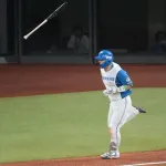 日本ハム・郡司裕也、「確信」のバットフリップに新庄監督も「むちゃくちゃ格好良かった」