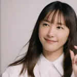 【悲報】平成の人気女優「新垣結衣(170cm)長澤まさみ(166cm)堀北真希(160cm)」令和の人気女優→