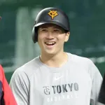 【朗報】カープ小園vs巨人泉口←どっちも凄い。