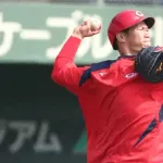 カープ坂倉『捕手専念』は続けるべき？打撃＆守備不振で再び議論に