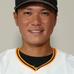 坂本勇人（36歳　打率.208　本塁打3本）の来季の起用法、難しい